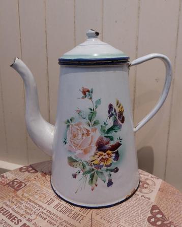 Brocante Japy emaille koffiepot  beschikbaar voor biedingen