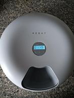 Een electrische voerbak voor katten of honden van keshy, Ophalen