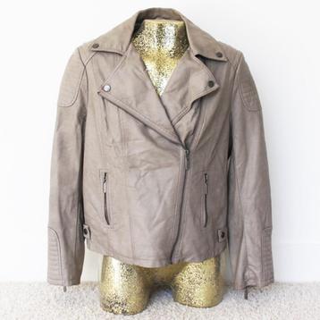 Super Leuke Wallis Petite Jas (Maat 18/46) € 25,- beschikbaar voor biedingen