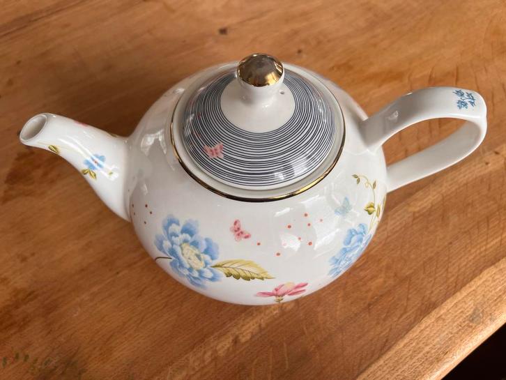 Laura Ashley Theepot - Bloemmotief, Huis en Inrichting, Keuken | Servies, Zo goed als nieuw, Overige typen, Overige stijlen, Porselein