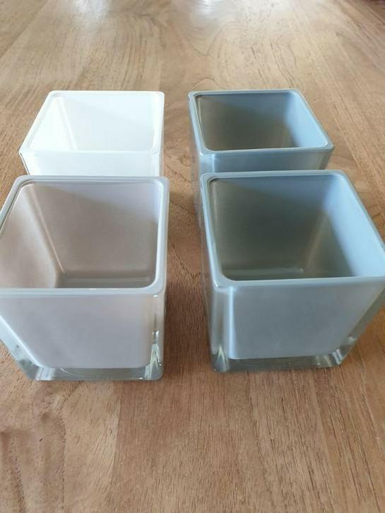 4 zware glazen waxinelichthouders/plantenpotjes, Huis en Inrichting, Woonaccessoires | Kandelaars en Kaarsen, Ophalen of Verzenden