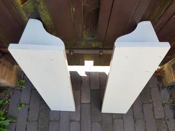 2 withouten planken beschikbaar voor biedingen