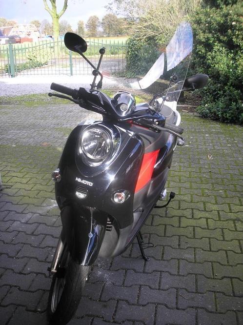 electrische  scooter nimoto, Fietsen en Brommers, Snorfietsen en Snorscooters, Zo goed als nieuw, Overige merken, Elektrisch, Ophalen