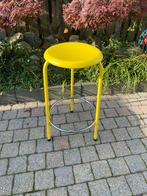 Vintage gele metalen kruk, Ophalen, Gebruikt, Staal