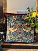Handgemaakte kussensloop 4545 cm – William Morris, Huis en Inrichting, Woonaccessoires | Kussens, Ophalen of Verzenden, Nieuw