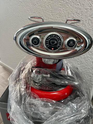 Illy Francis Francis X7.1 Espresso Machine beschikbaar voor biedingen