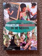 Praktijkonderzoek in de school (Van der Donk en Van Lanen), Ophalen of Verzenden, Beta, Zo goed als nieuw, HBO