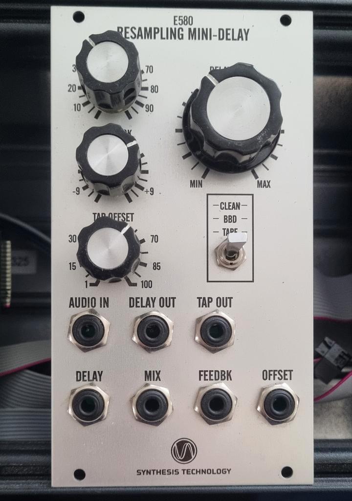 Synthesis Technology E580 Mini Delay (Eurorack), Muziek en Instrumenten, Synthesizers, Zo goed als nieuw, Overige aantallen, Overige merken
