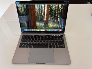 MacBook Pro 13-inch (2019) | 8GB RAM | 250GB SSD | Retina” beschikbaar voor biedingen