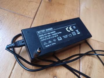 HLT-180-5462000 54.6V oplader beschikbaar voor biedingen