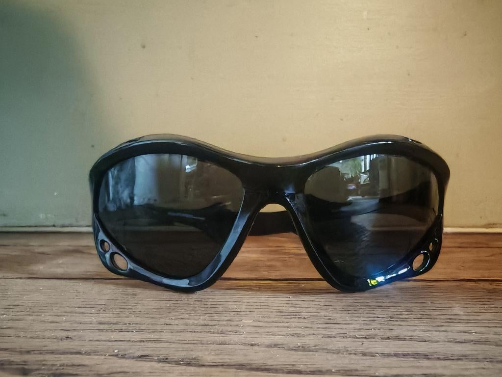SeaSpecs zonnebril polarized, Overige merken, Zonnebril, Zwart, Ophalen of Verzenden