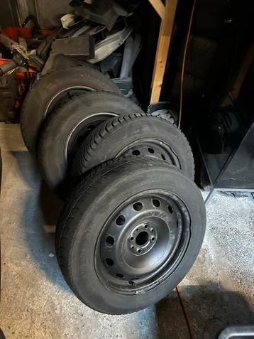4x Stalen Velgen 15 inch Citroën Nemo met Banden beschikbaar voor biedingen