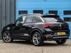 Volkswagen T-Roc 1.5 TSI Sport Business R-Line GRATIS Afleve, 12 maanden, 4 cilinders, Alcantara, Zwart