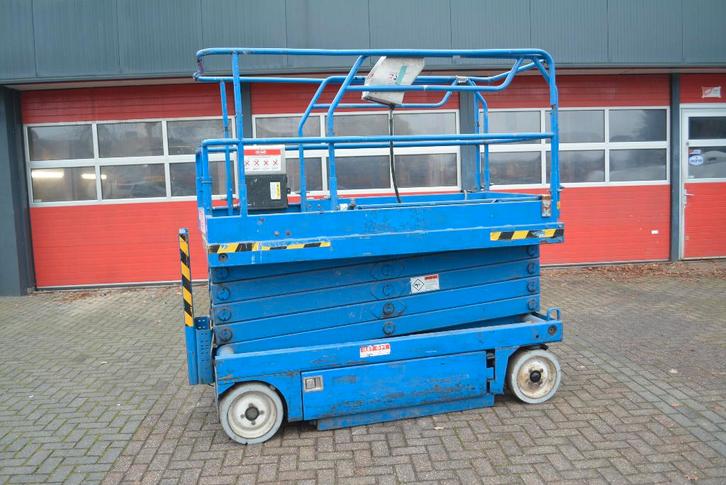 Hoogwerker elektrisch, Upright X 32, 9,75 meter hoog, Zakelijke goederen, Machines en Bouw | Liften, Steigers en Ladders, Ophalen