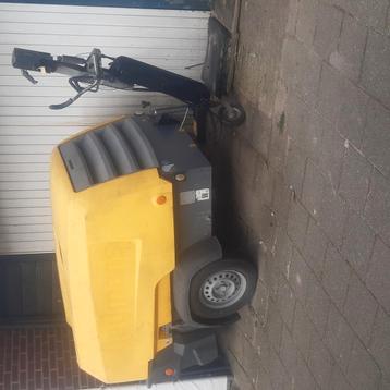 Goed onderhouden atlas copco weinig uren 3m2 beschikbaar voor biedingen