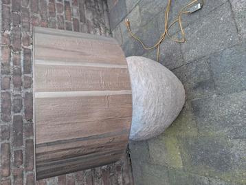 50 cm lamp met 3 kappen (2 van Duran) beschikbaar voor biedingen