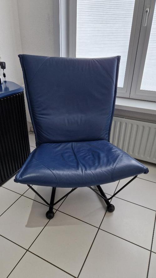 Young international fauteuil Flyer, Huis en Inrichting, Fauteuils, Zo goed als nieuw, Leer, 75 tot 100 cm, Minder dan 75 cm, Ophalen