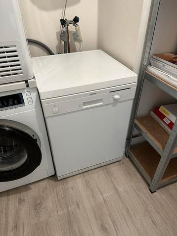 Siemens vaatwasmachine beschikbaar voor biedingen