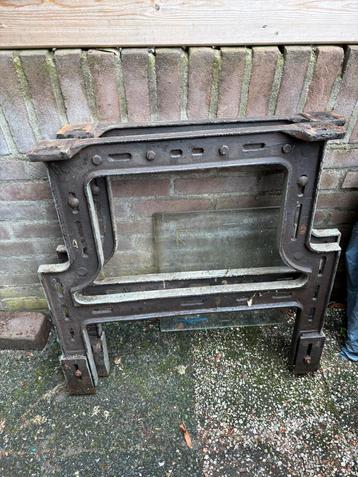 Industriele tafelpoten hoogte 74 cm beschikbaar voor biedingen