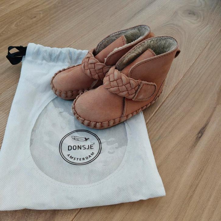 Donsje gevoerde schoentjes maat 18-24 maanden, Kinderen en Baby's, Babykleding | Schoentjes en Sokjes, Zo goed als nieuw, Jongetje of Meisje