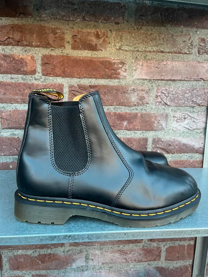 Dr. Martens 2976 YS Chelsea maat 43, Kleding | Heren, Schoenen, Zo goed als nieuw, Boots, Zwart, Ophalen of Verzenden