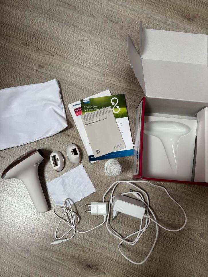 Philips Lumea 7000 IPL Ontharingsapparaat, Sieraden, Tassen en Uiterlijk, Uiterlijk | Gezichtsverzorging, Gebruikt, Overige typen