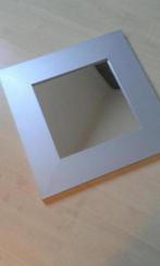 spiegel met zilverkleurige lijst 46 x46 cm, Minder dan 50 cm, Ophalen of Verzenden, Zo goed als nieuw, Minder dan 100 cm