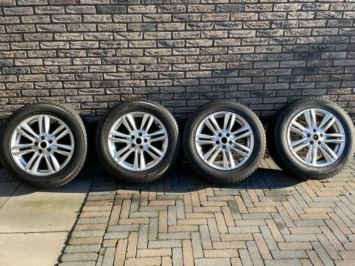 Velgen met winterbanden Jaguar, Ford , Volvo, LandRover, Auto-onderdelen, Banden en Velgen, Band(en), Winterbanden, 17 inch, 235 mm