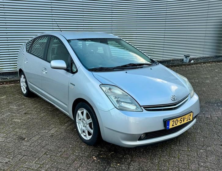Toyota Prius 1.5 Hybride Nieuwe-APK+Onderhoud/Allseasonbande, Auto's, Toyota, Particulier, Prius, ABS, Achteruitrijcamera, Airbags