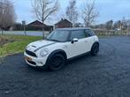 Mini 1.6 16V Cooper S 128KW 2009 Wit, Voorwielaandrijving, Zwart, 4 cilinders, 4 stoelen