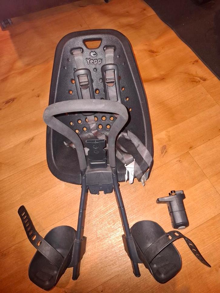Yepp Fietsstoeltje Voor- Gebruikt, Fietsen en Brommers, Fietsaccessoires | Fietsstoeltjes, Gebruikt, Voorzitje, 9 t/m 18 kg, Voetsteuntjes