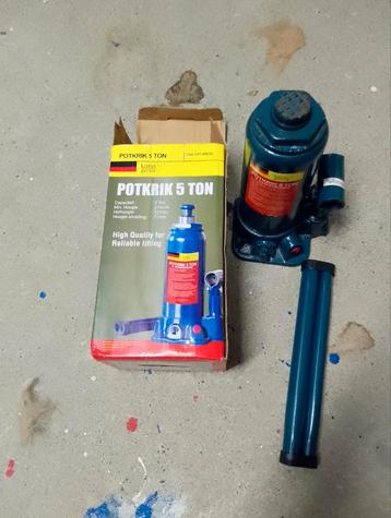 Potkrik 5 Ton - Zo goed als nieuw! beschikbaar voor biedingen