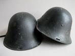 Oude helm 2x Nederlands leger WW2 militaria, Ophalen of Verzenden