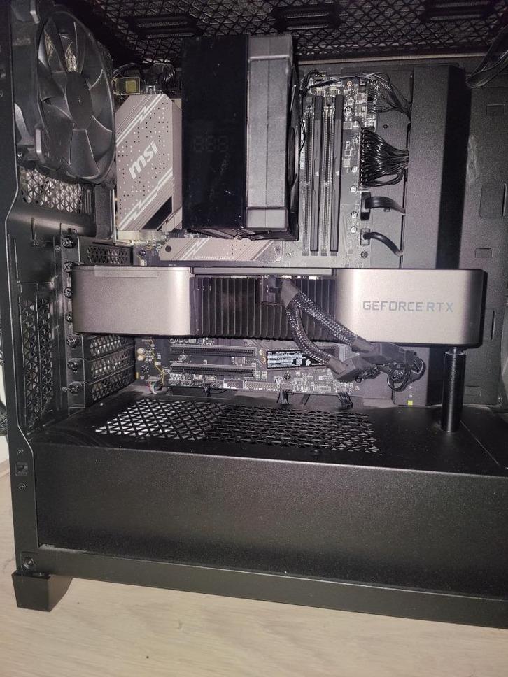 NVIDIA RTX 3090 FE 24GB, Computers en Software, Videokaarten, Zo goed als nieuw, Nvidia, PCI-Express 4.0, GDDR6, HDMI, DisplayPort