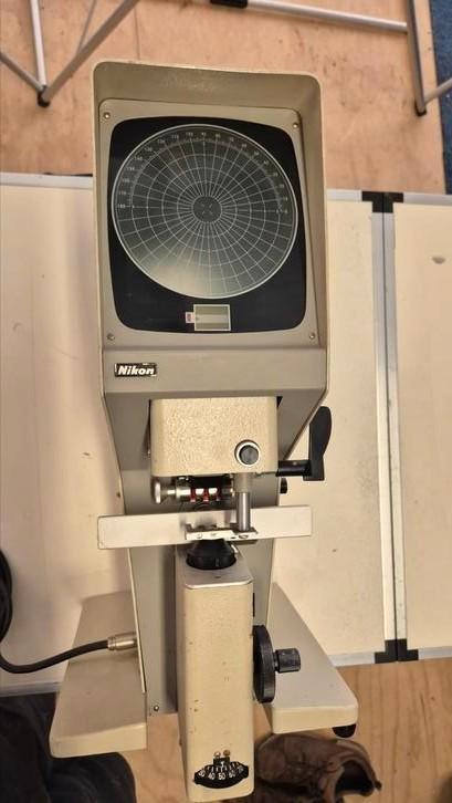 nikon projection vertexometer, Antiek en Kunst, Antiek | Gereedschap en Instrumenten, Ophalen of Verzenden
