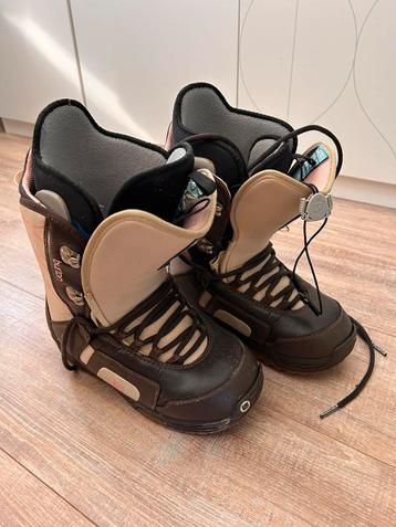 Burton Moto snowboardboot. beschikbaar voor biedingen