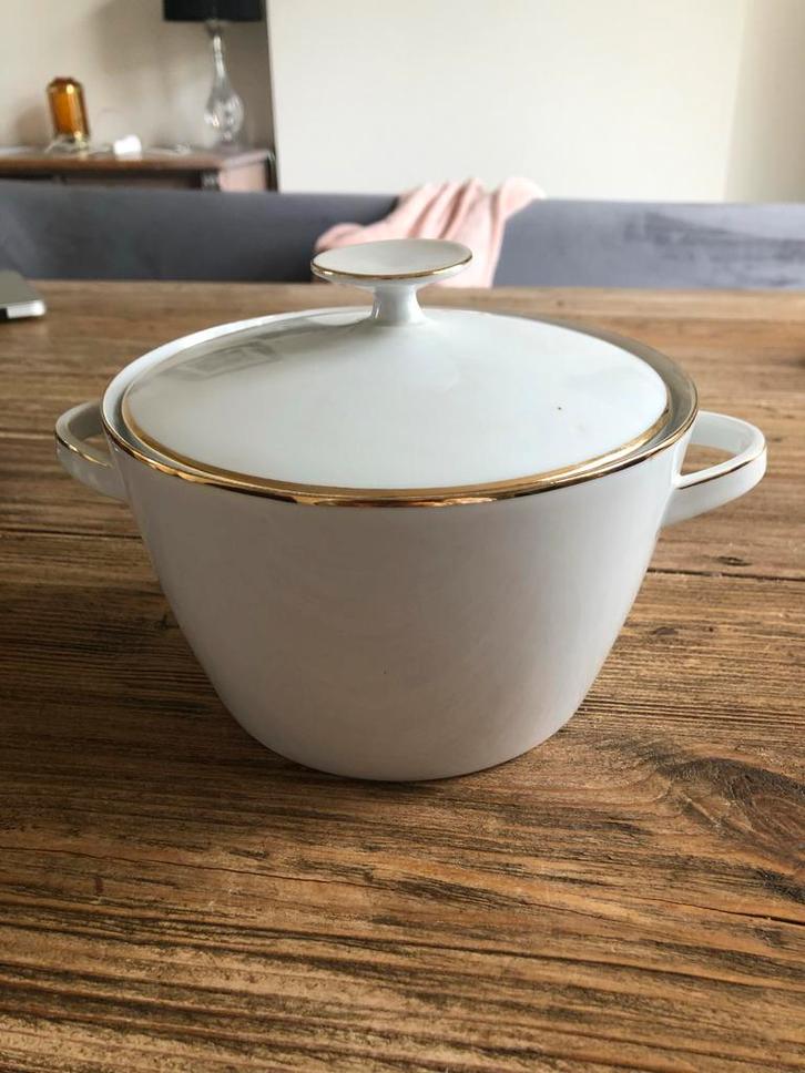 Vintage Soepterrine / Schaal met Deksel, Huis en Inrichting, Keuken | Servies, Gebruikt, Schaal of Schalen, Overige stijlen, Porselein
