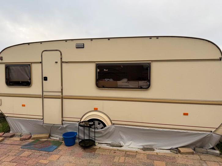 Goed onderhouden tabbert, Caravans en Kamperen, Caravans, Particulier, tot en met 4, Rondzit, Tabbert, Ophalen