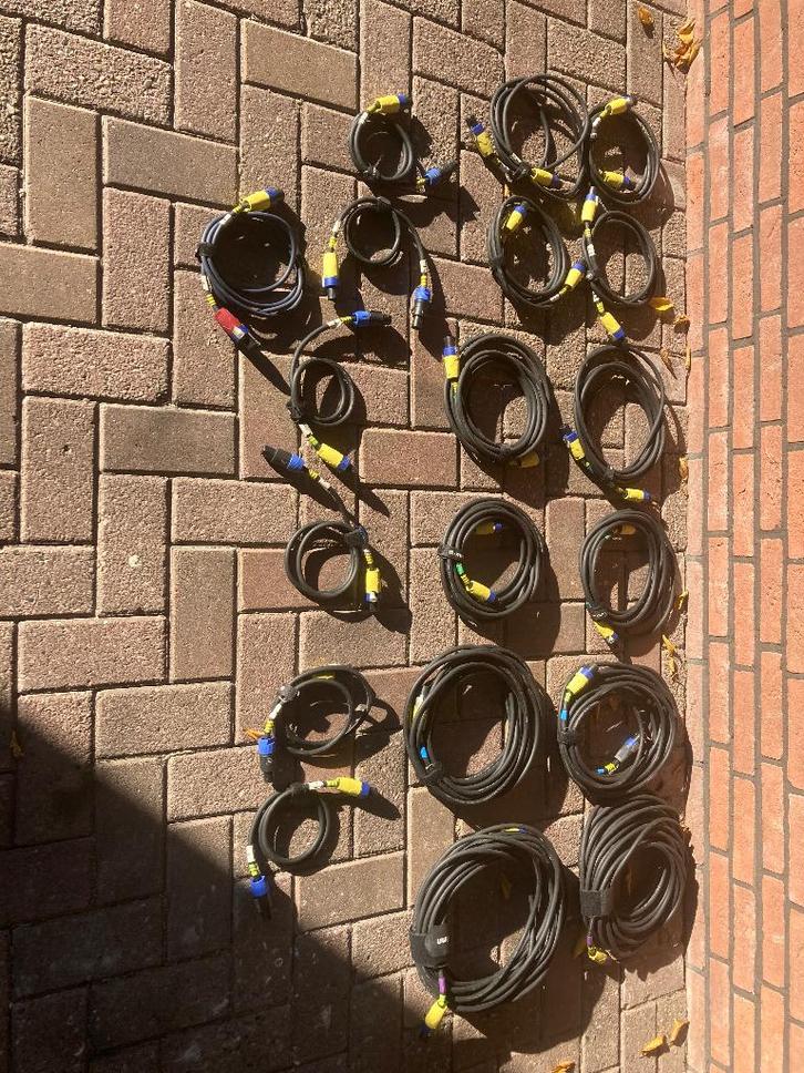 95m speakon kabels 2p tasker/neutrik diverse lengtes, Muziek en Instrumenten, Kabels en Stekkers, Gebruikt, Speaker of Versterker