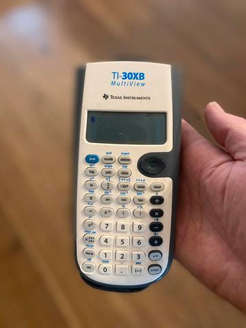 Rekenmachine TI-30XB Multiview beschikbaar voor biedingen