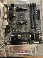 Gigabyte B450M DS3H V2 AM4 uATX, Computers en Software, Moederborden, DDR4, Ophalen of Verzenden, Zo goed als nieuw, Micro-ATX