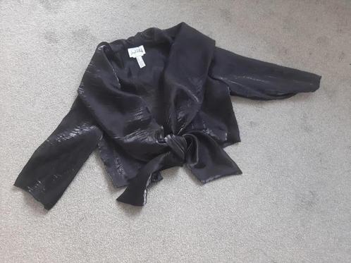 Joseph Ribkoff bolero zwarte organza 3/4 mouw. maat M, Kleding | Dames, Jasjes, Kostuums en Pakken, Zo goed als nieuw, Jasje, Maat 38/40 (M)