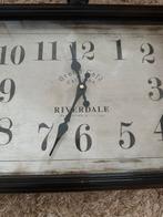 Riverdale klok, Huis en Inrichting, Woonaccessoires | Klokken, Ophalen of Verzenden, Zo goed als nieuw, Wandklok