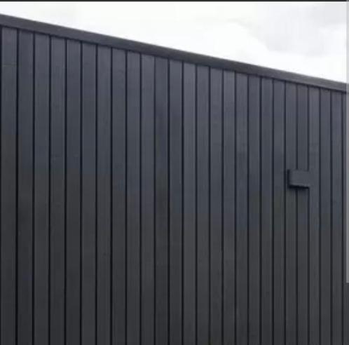 Te koop channelsiding planken verduurzaamd en  gitzwart beh., Doe-het-zelf en Verbouw, Hout en Planken, Nieuw, Plank, 300 cm of meer