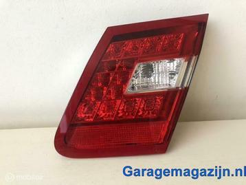 Achterlicht rechtsbinnen Mercedes E-klasse W212 A2129060258R beschikbaar voor biedingen