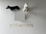 Twee kleine beeldjes van een teckel hond, Ophalen of Verzenden, Zo goed als nieuw, Dier