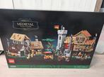 LEGO Icons 10332 Middeleeuws Dorpsplein - Nieuw!, Ophalen of Verzenden, Nieuw, Complete set, Lego