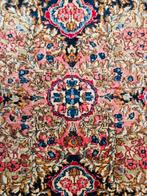 Handgeknoopt Perzisch wol Kirman tapijt medallion 280x383cm, 200 cm of meer, 200 cm of meer, Perzisch vintage oosters hype, Overige kleuren