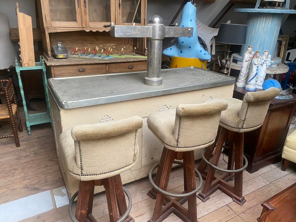Speciale bar wit crème met 3 barstoelen, Huis en Inrichting, Barren, Ophalen, Zo goed als nieuw