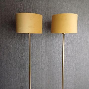 set vloerlampen beschikbaar voor biedingen